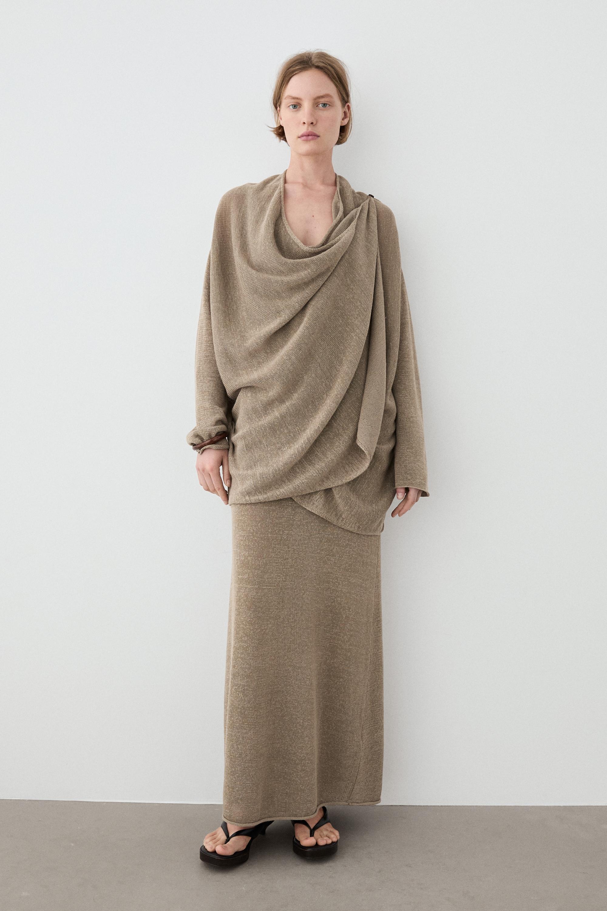 Total look draped knit cape cardigan